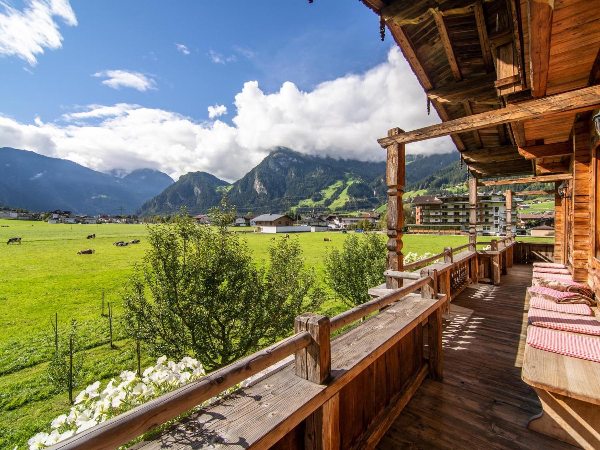 Blick Zum Mayrhofen Ramsau im Zillertal Exterior photo